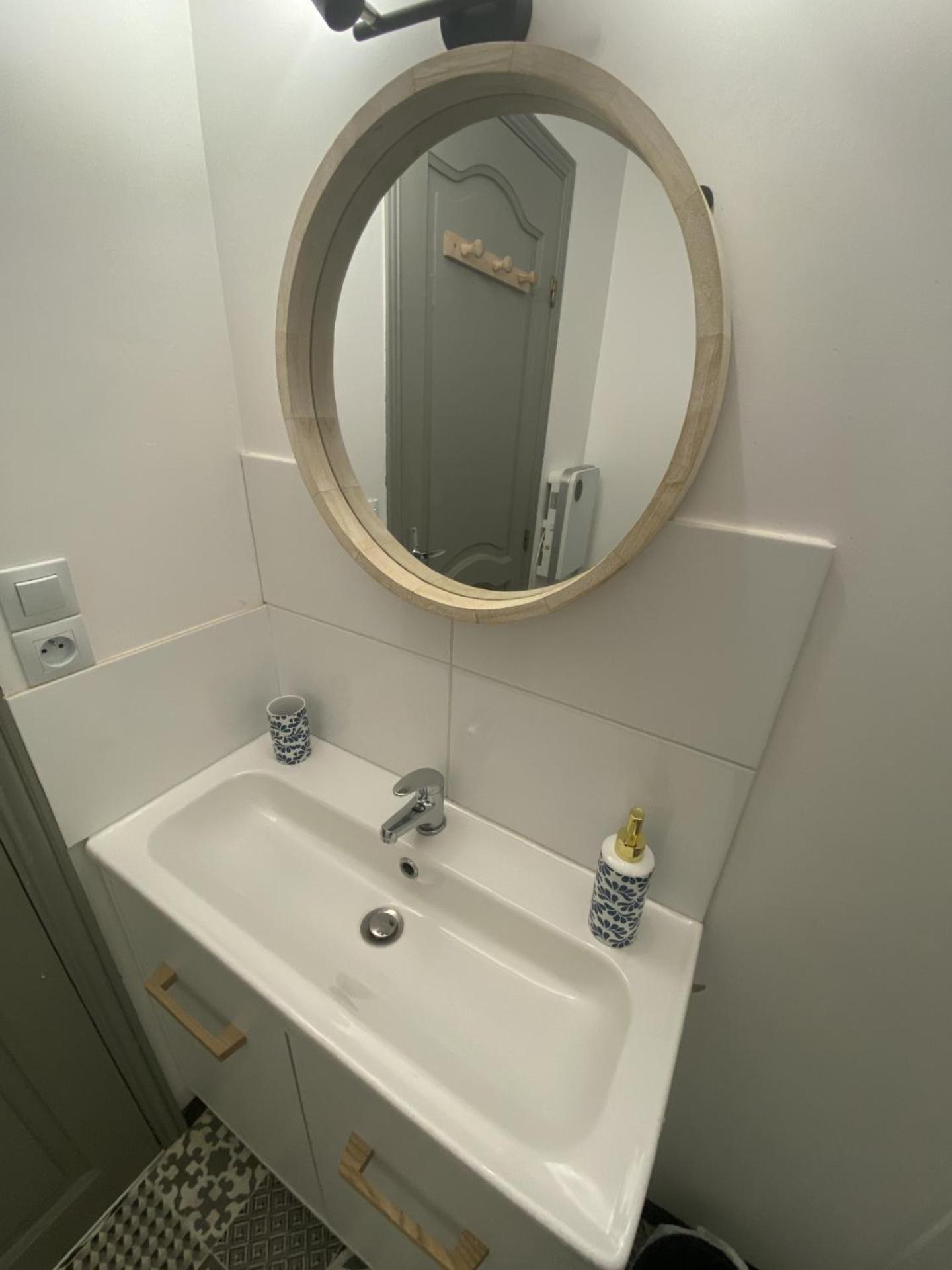 Appartement Tout Equipe 2 Chambres + Jardin Saix  Exterior photo